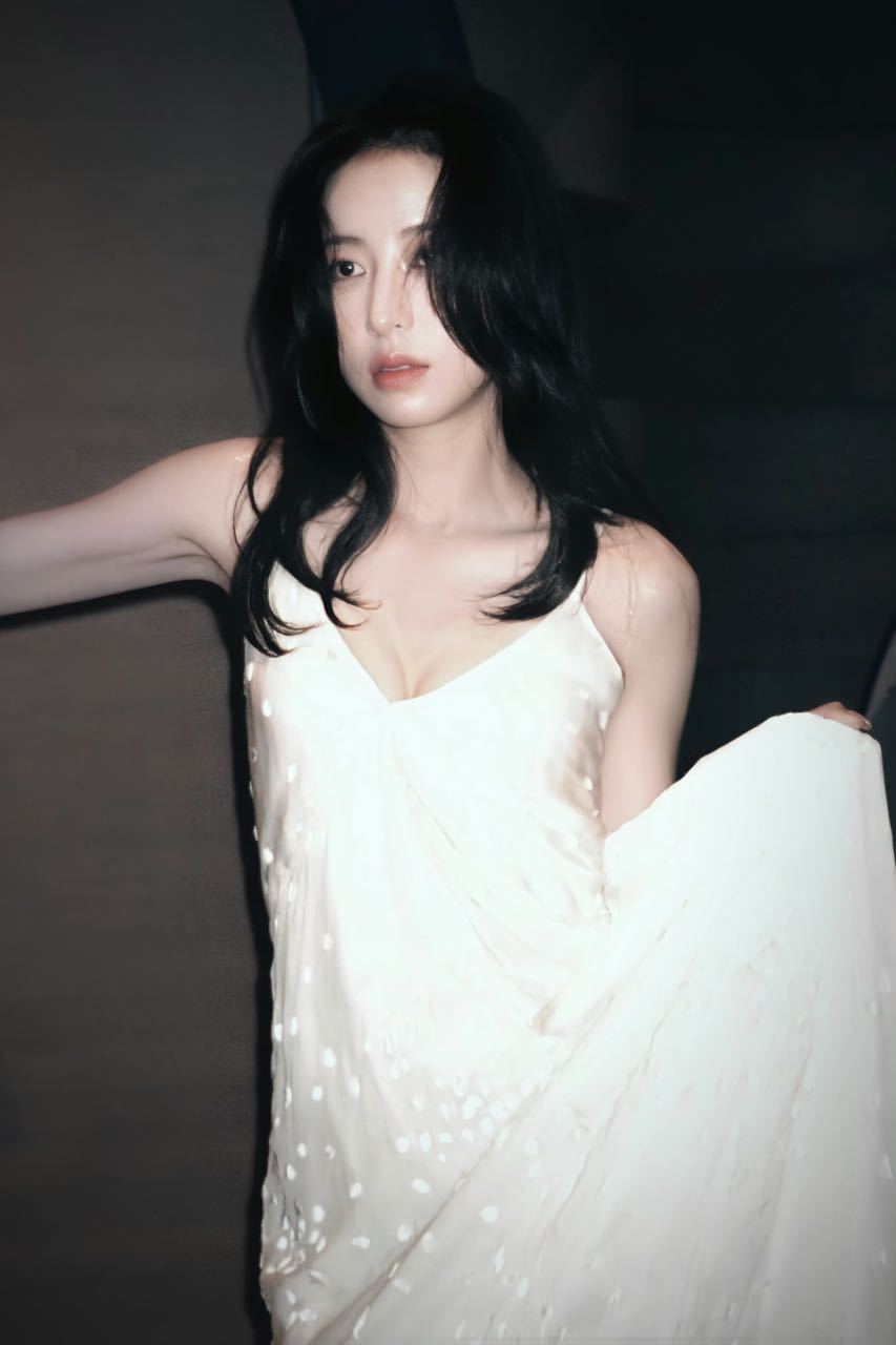 投稿：美的太权威了 周雨彤 ​​​