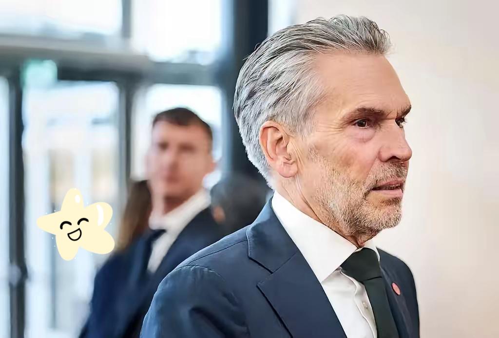 快讯！快讯！
​荷兰突然宣布了！

​10月3日，荷兰首相斯霍夫公开表态，要说服