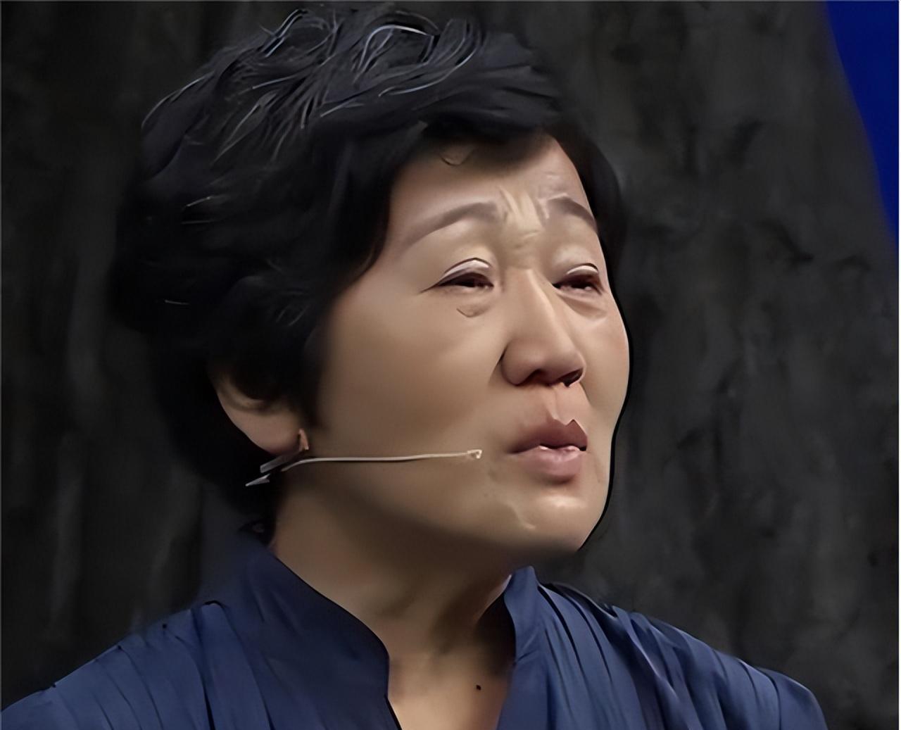 1976年，上海女知青为返回上海，将亲生女儿狠心抛弃。38年后，女知青成了富婆，