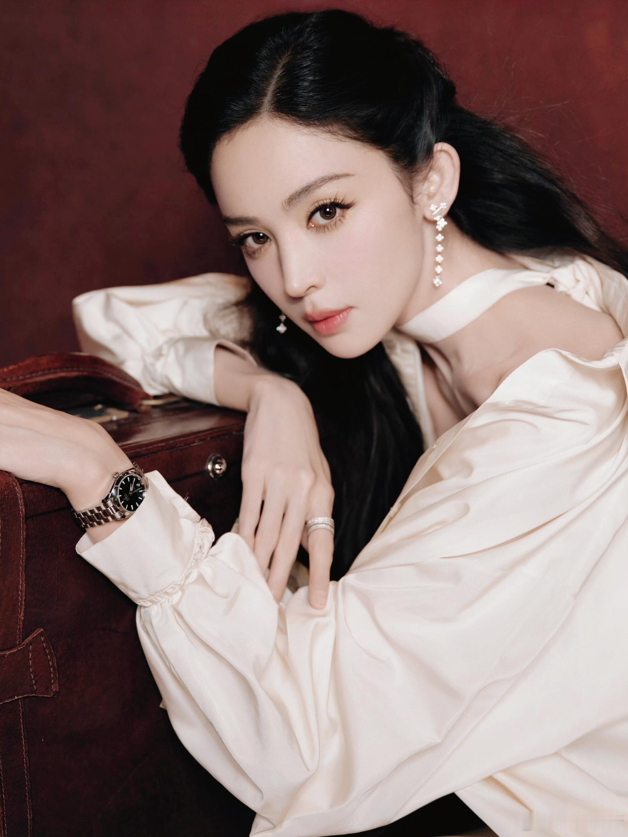 古力娜扎应该是人间理想型美女吧