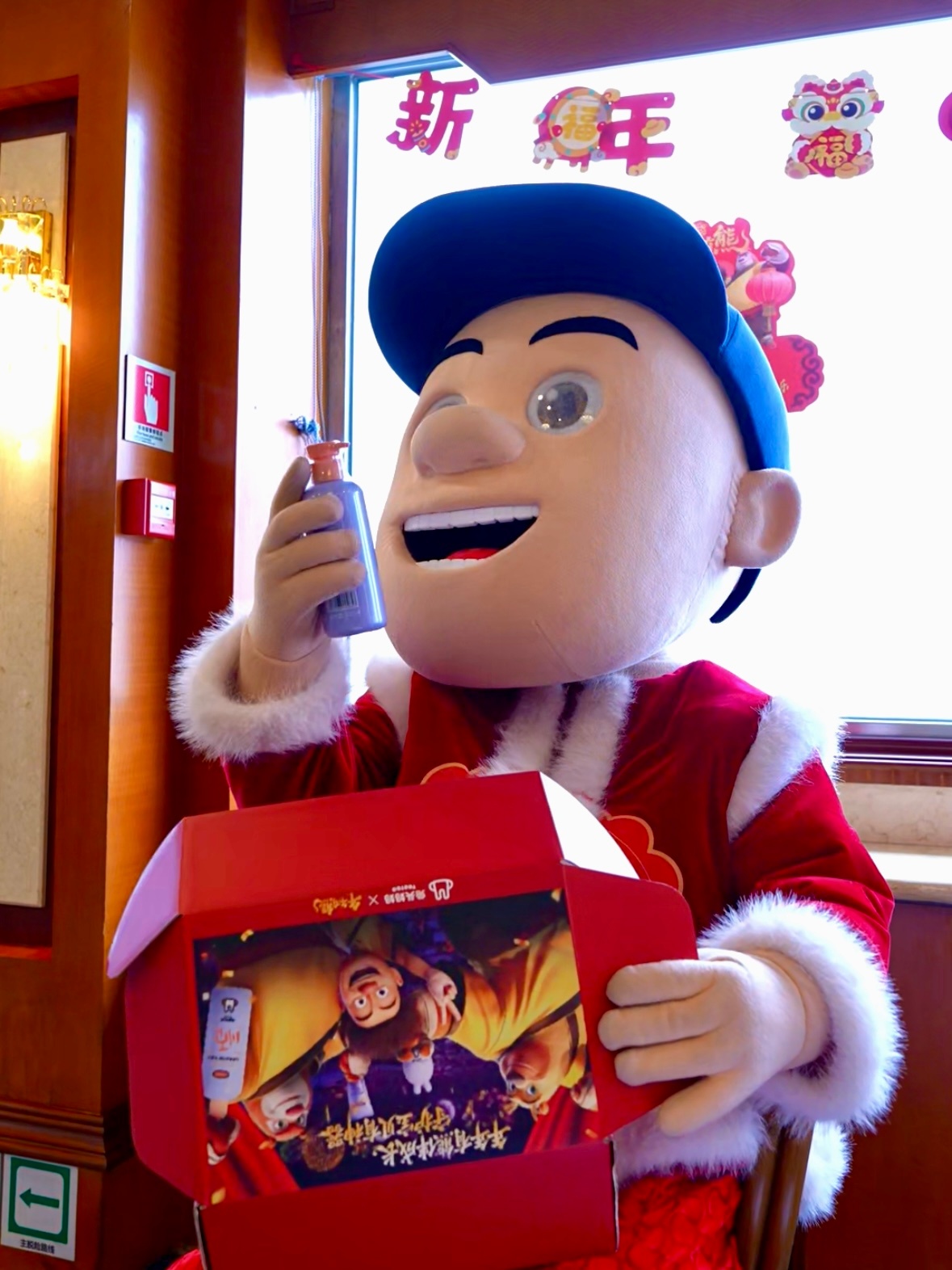 光头强没有光头只剩下强了  随橙想光头强居然长出头发了！就这么顶着新发型到处“显