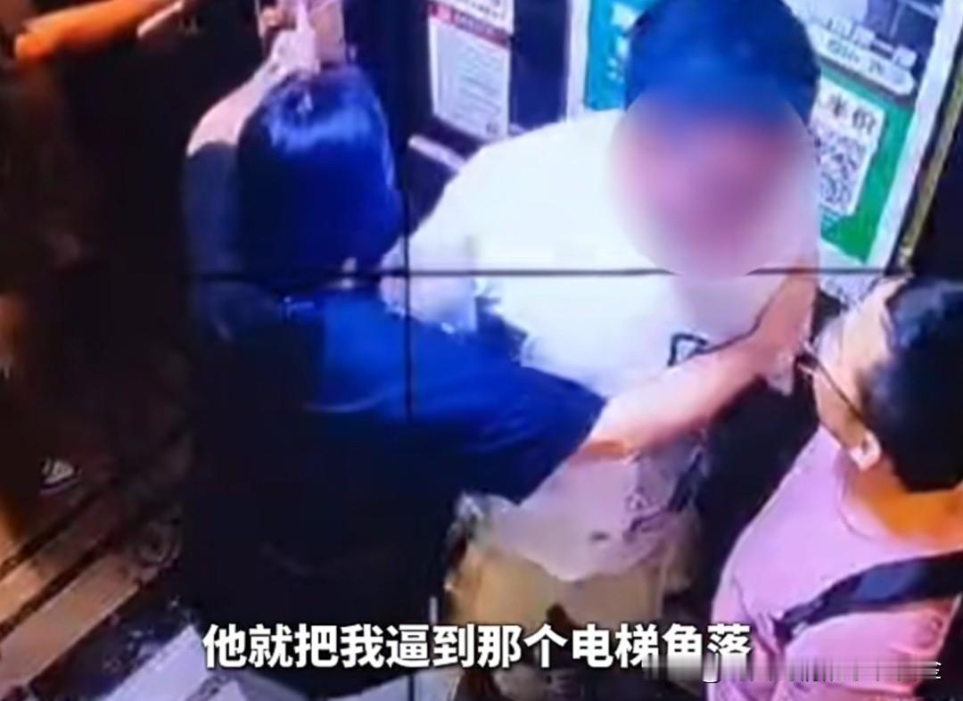 近日长沙小区电梯劝阻吸烟遭殴打一事有了新进展，当事人樊先生对外作出回应。此前樊先