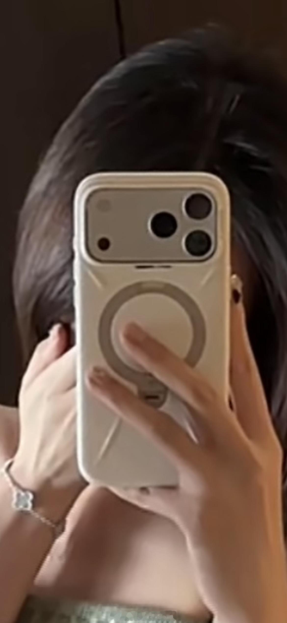 你没看错，这是一台iPhone 17 Pro！ 