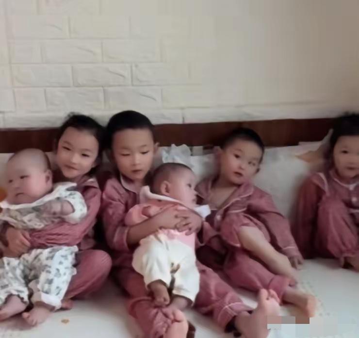 真敢生啊！辽宁鞍山00后刘女士太让人惊叹，结婚四年三次怀孕全是自然受孕双胞胎，家