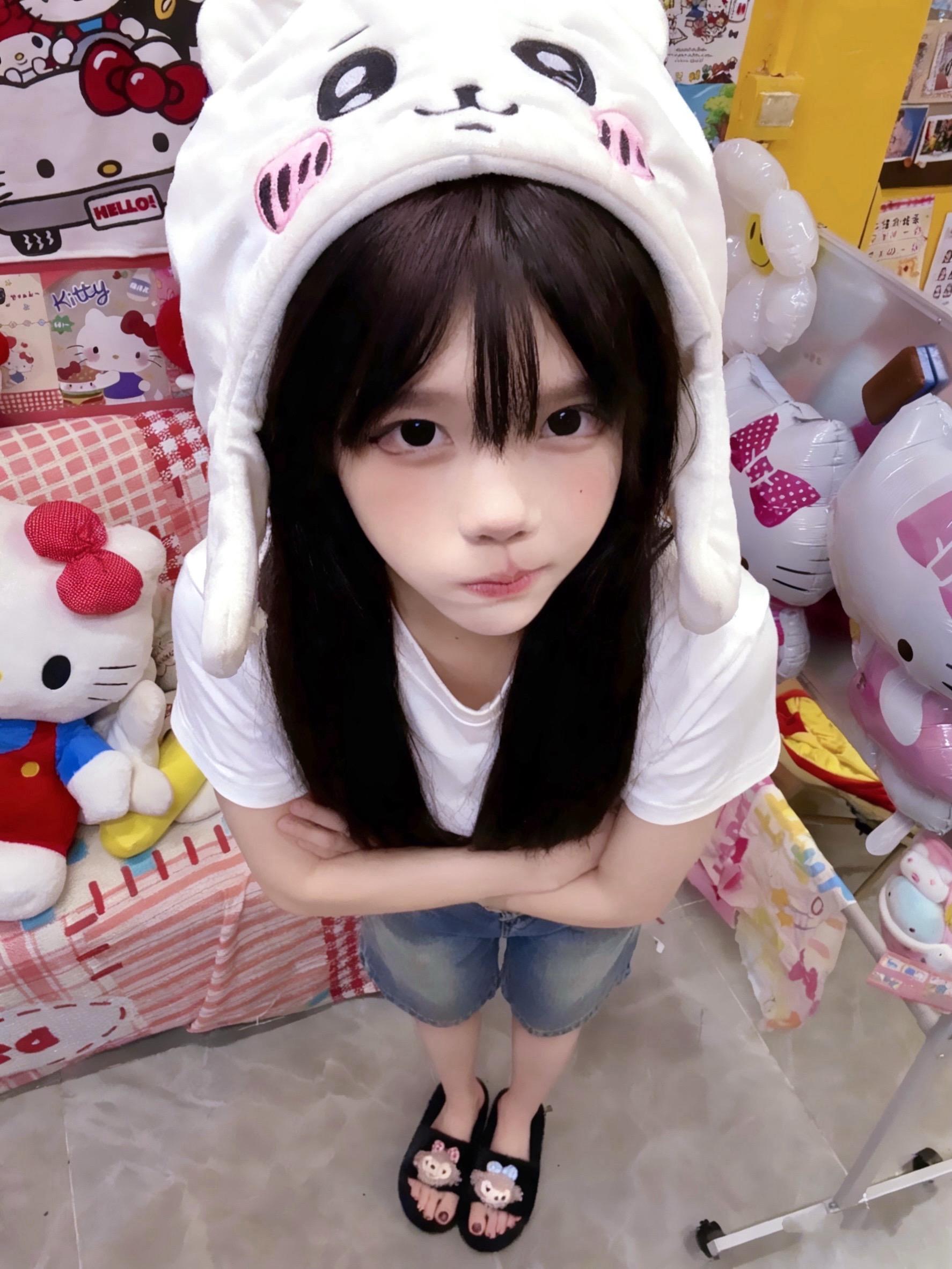 我们家吉伊是最可爱嘟宝宝。