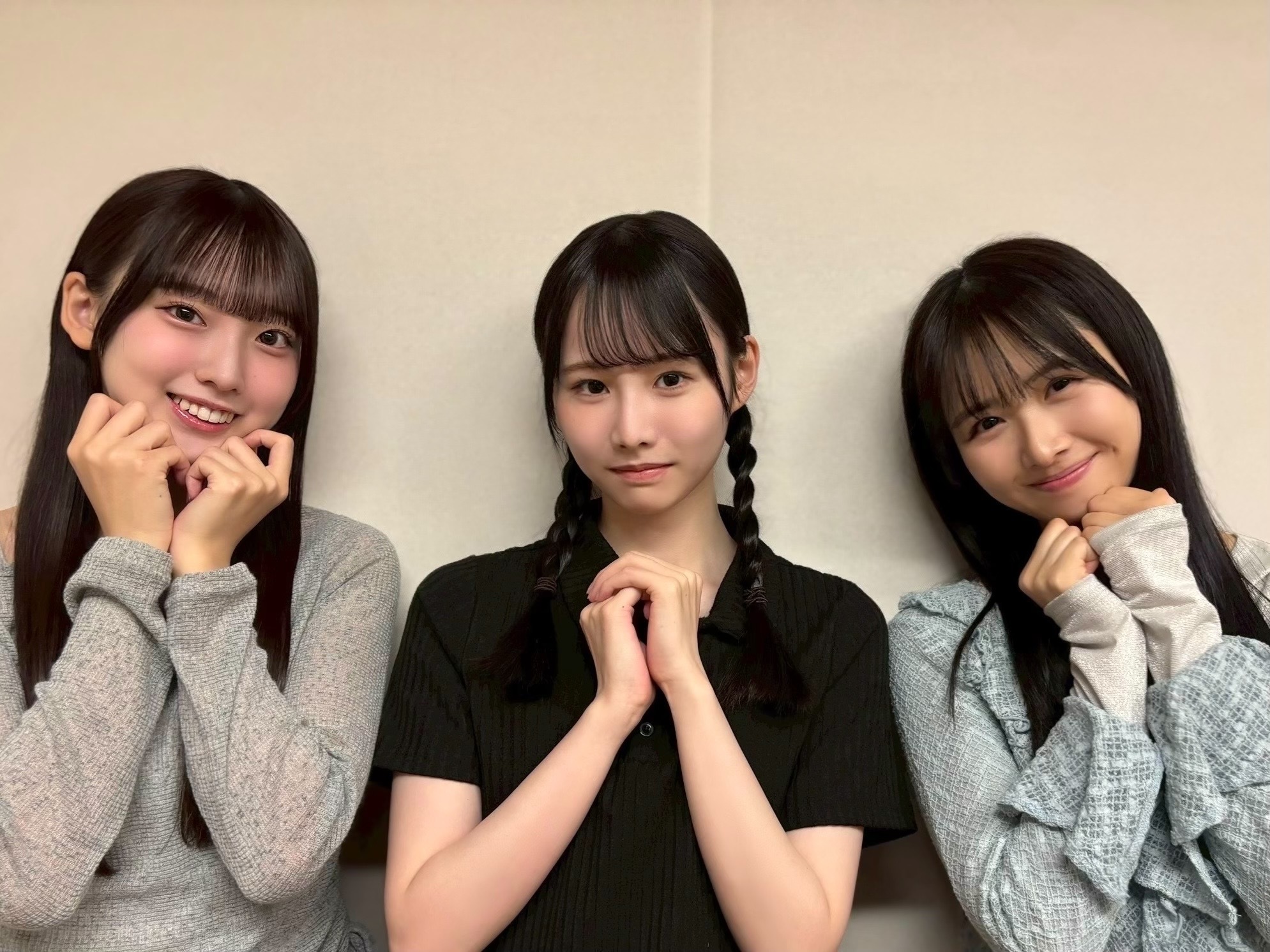 上村ひなの大田美月高井俐香　日向ひ
