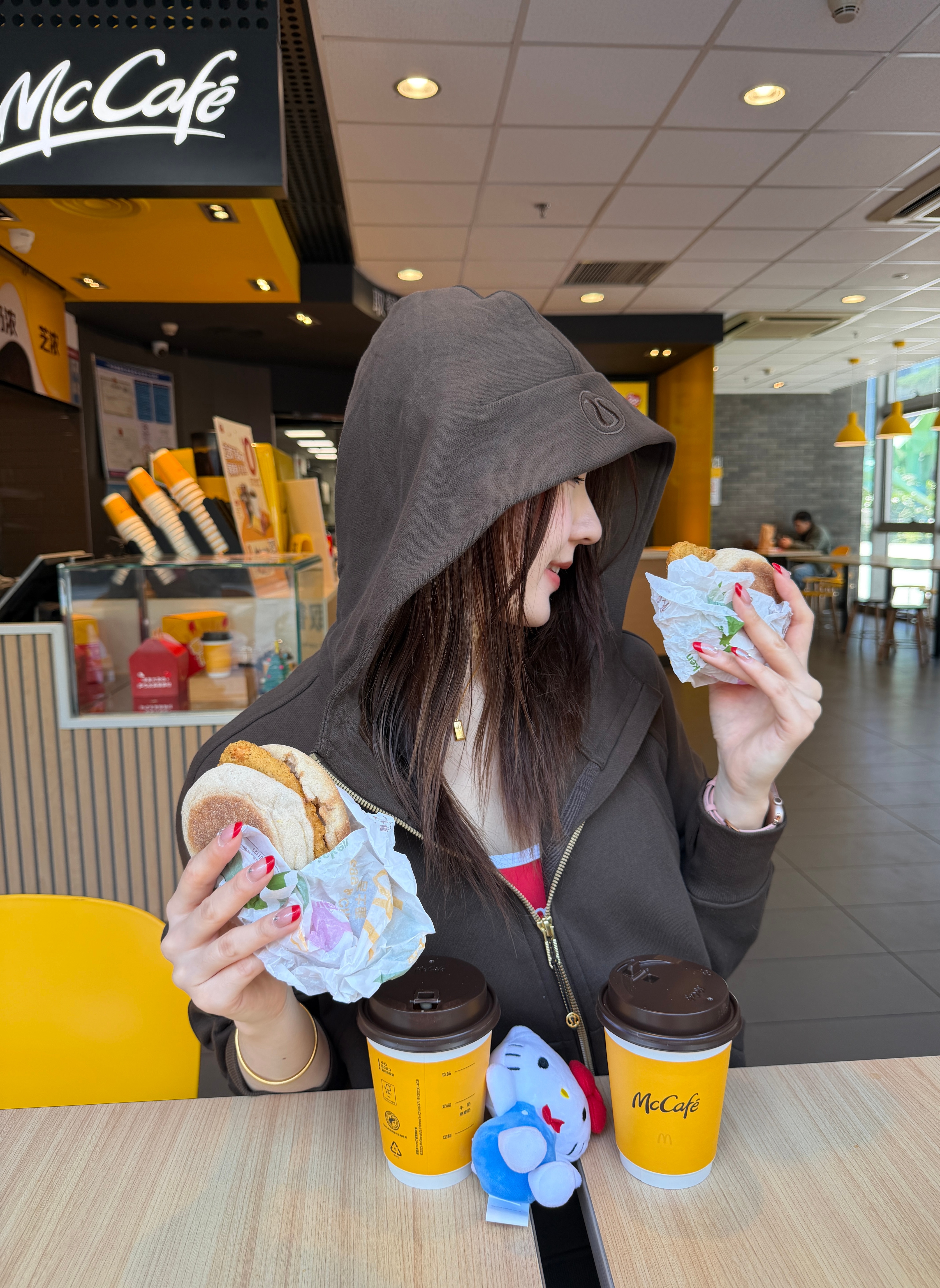 能者多劳的意思是厉害的人才能多吃麦当劳🍔麦当劳早餐