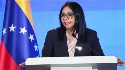 委内瑞拉应该马上就会有新一把手，有可能是别的国家帮忙
委内瑞拉的副总统估计现在高