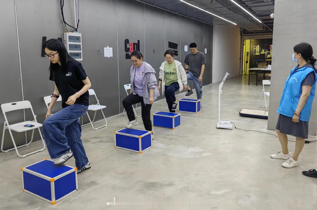 U情提醒为提高园区企业员工体质健康水平，推动全民健身和全民健康深度融合，半淞园路