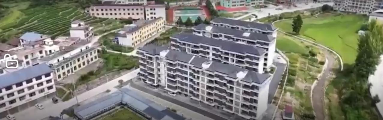 国务院国资委成立央企“AI+”具身智能共同体，人形机器人在工厂车间里精准搬运、灵