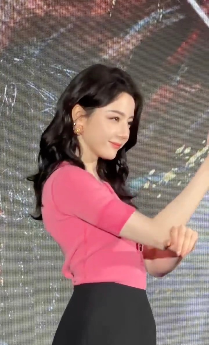 糟糕又被热巴手数撩到了 