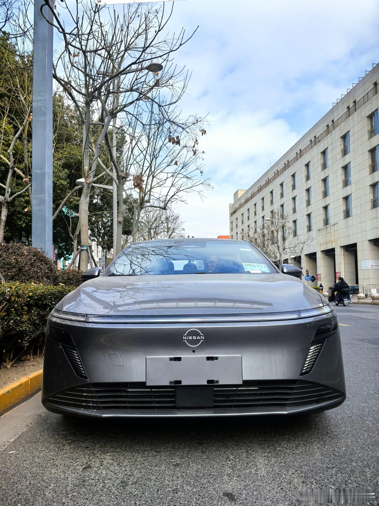 底盘工程师走心评测——日产N6今天 老师又租了一辆日产N6 180max，聊聊驾