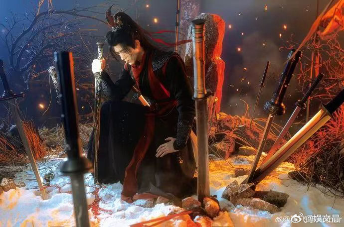 心疼段胥 看到段胥笑着说出那些过往的时候反而更让人难受了，他把所有的伤痛都藏在那