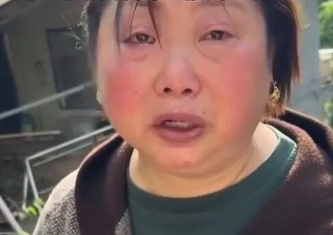 对话因耳环遭网暴的石门村干部向金元：耳环几十块买的，忙于防汛救灾没精力关心恶评