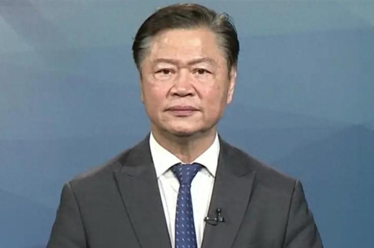 解放军南海1对7硬核破局，美日菲的“肩并肩”纯属自讨没趣[太阳]

美菲拉着五国