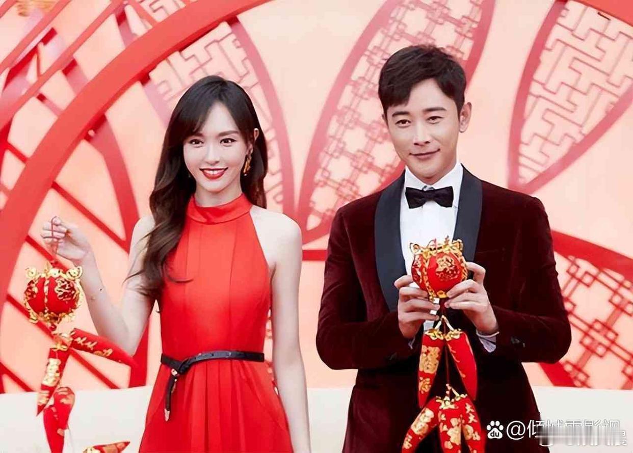 唐嫣罗晋热恋期合照甜度爆表，满脸幸福藏不住，恩爱感拉满 