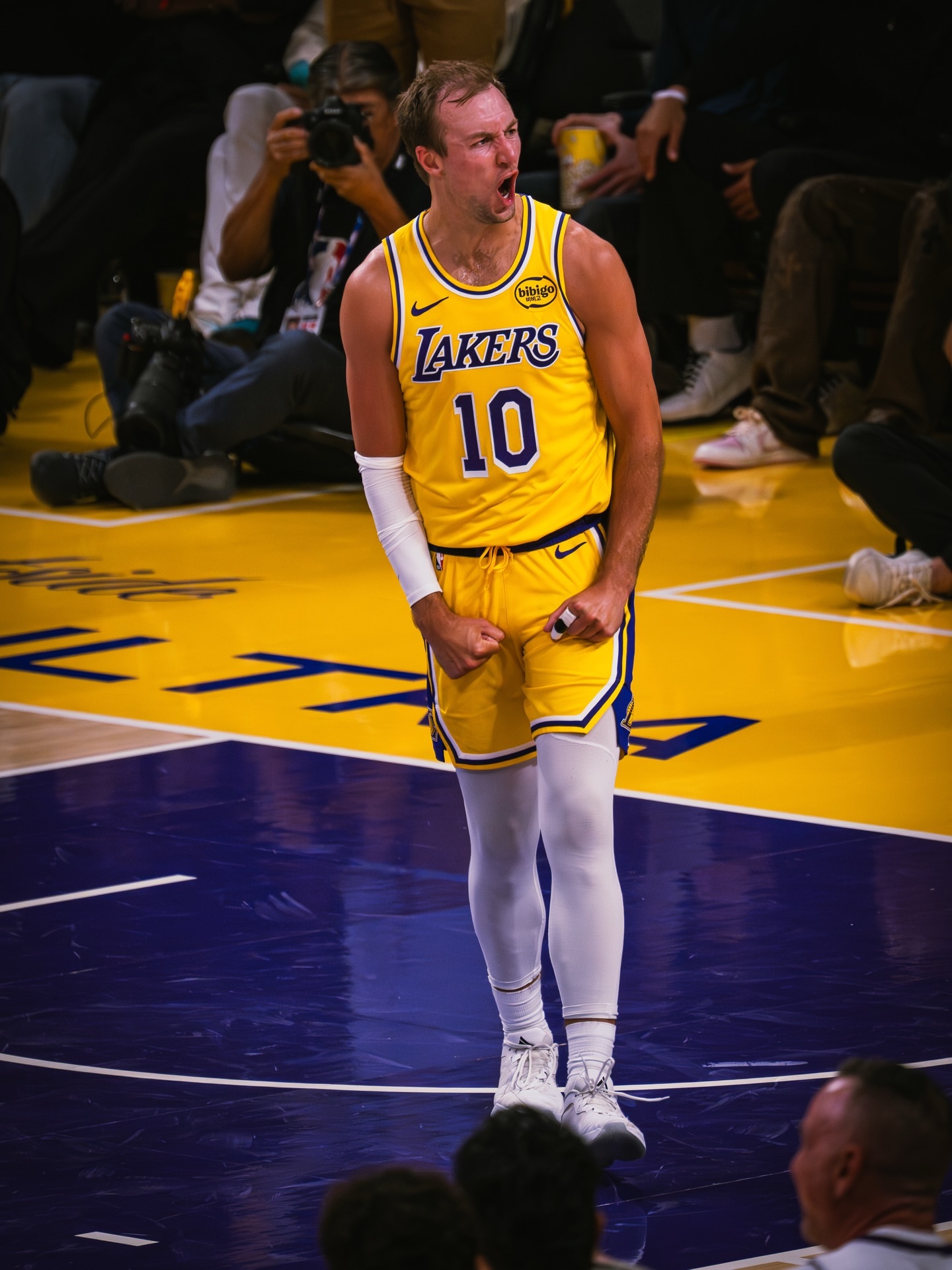 LAKERS WIN! 火箭vs湖人 湖人1比0火箭