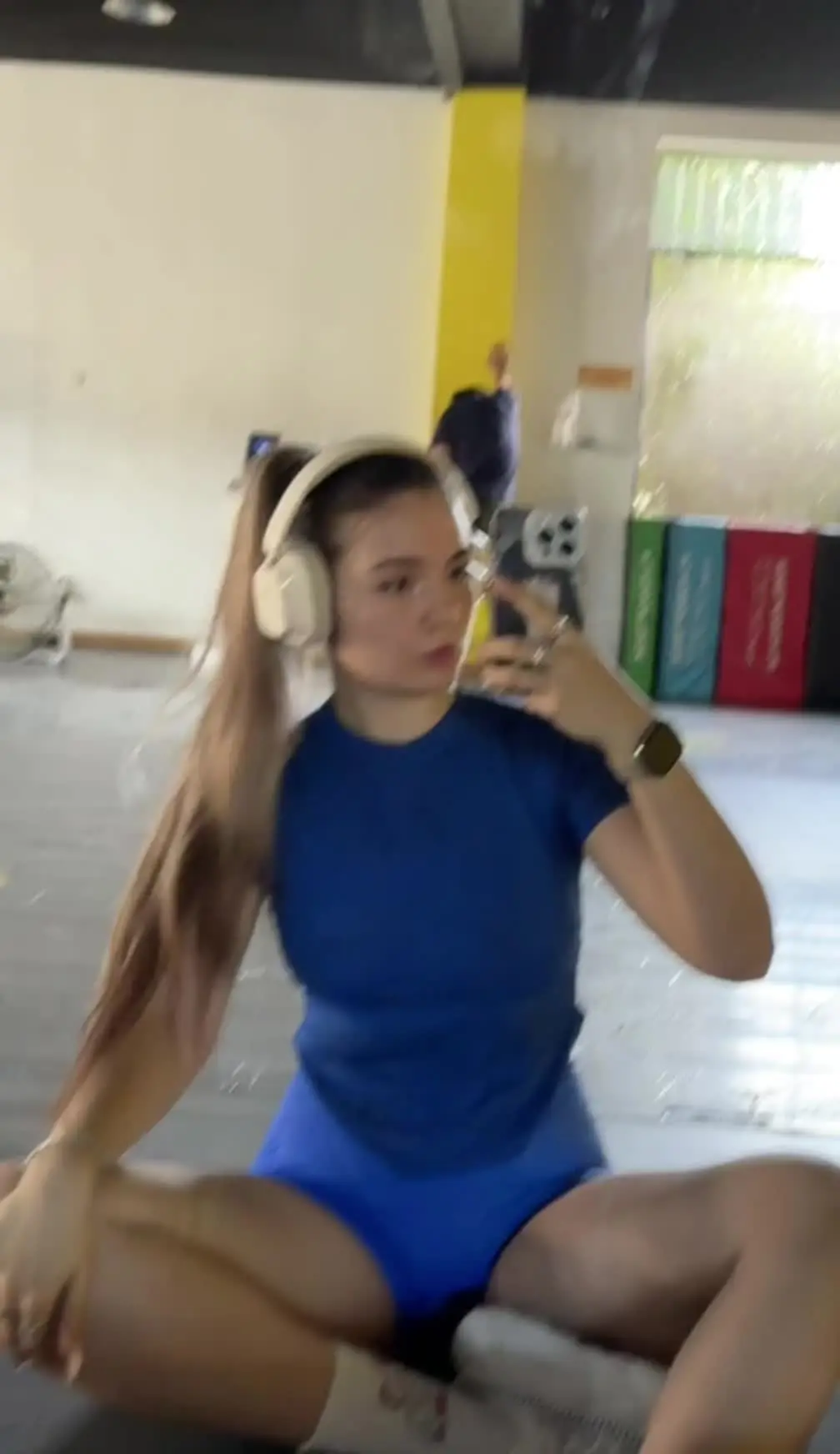健身穿搭 运动女孩 臀腿 俄罗斯美女