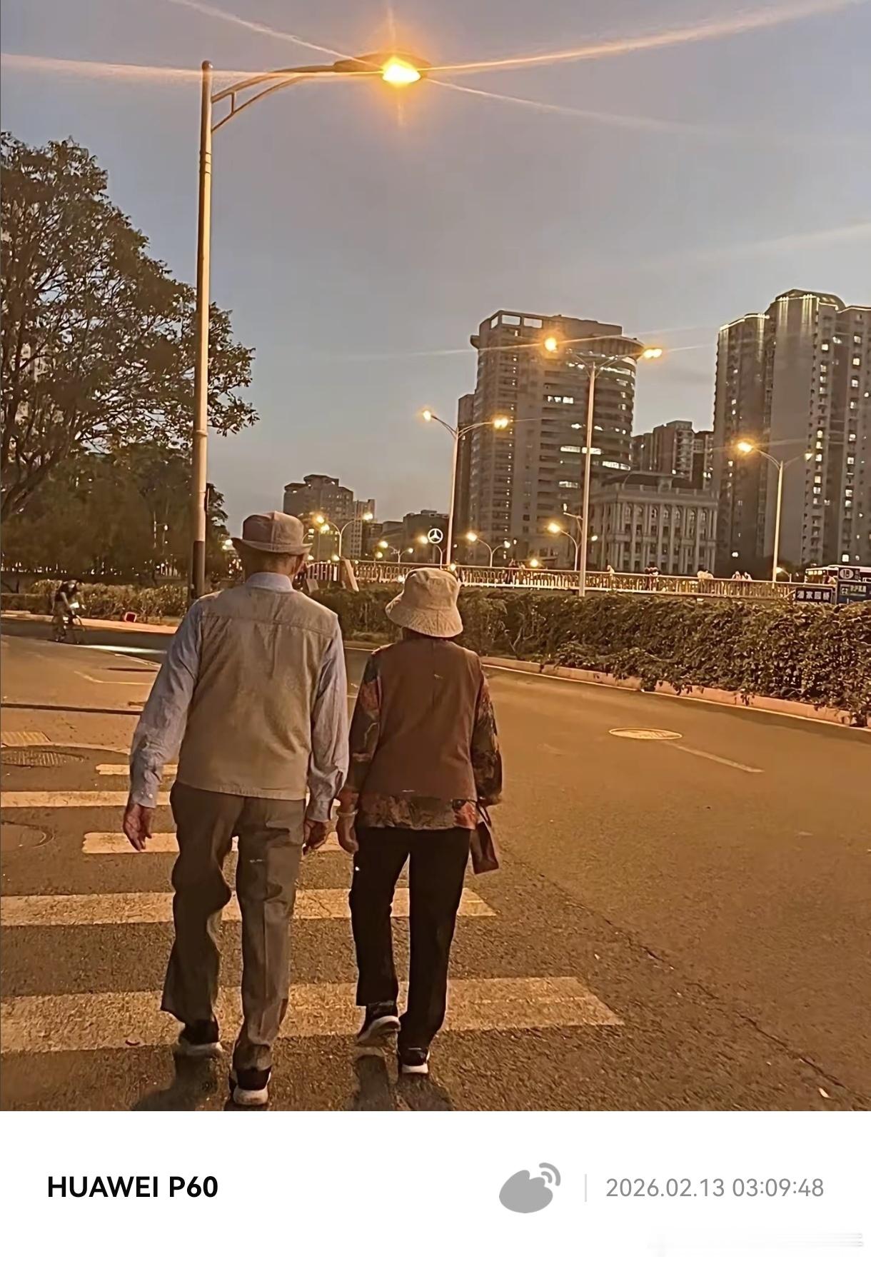 世上没什么比身边一直是同一个人更值得炫耀的 