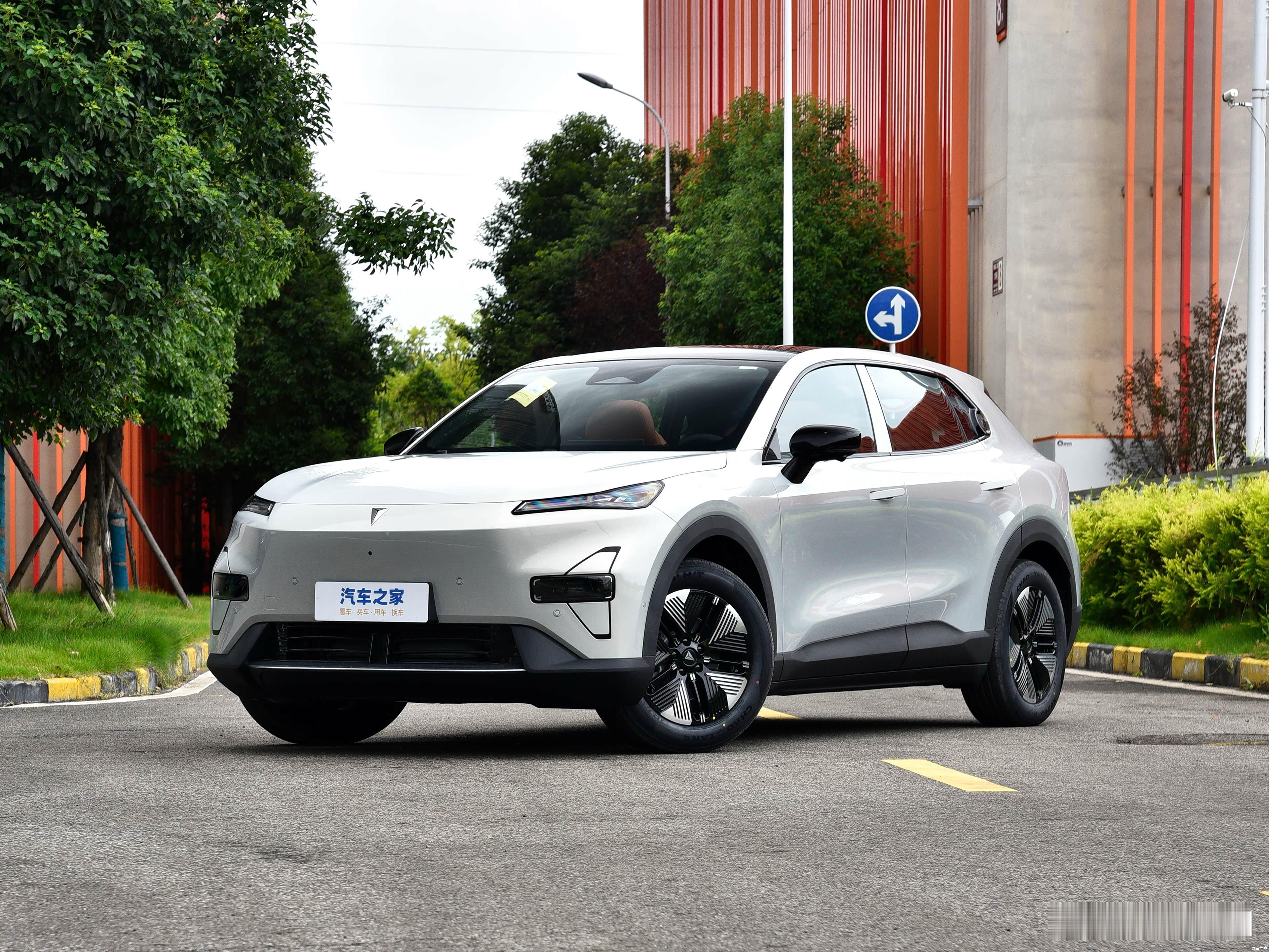 阿维塔与深蓝汽车将整合 从长安之前的规划来看，深蓝是Premium一些的长安副品