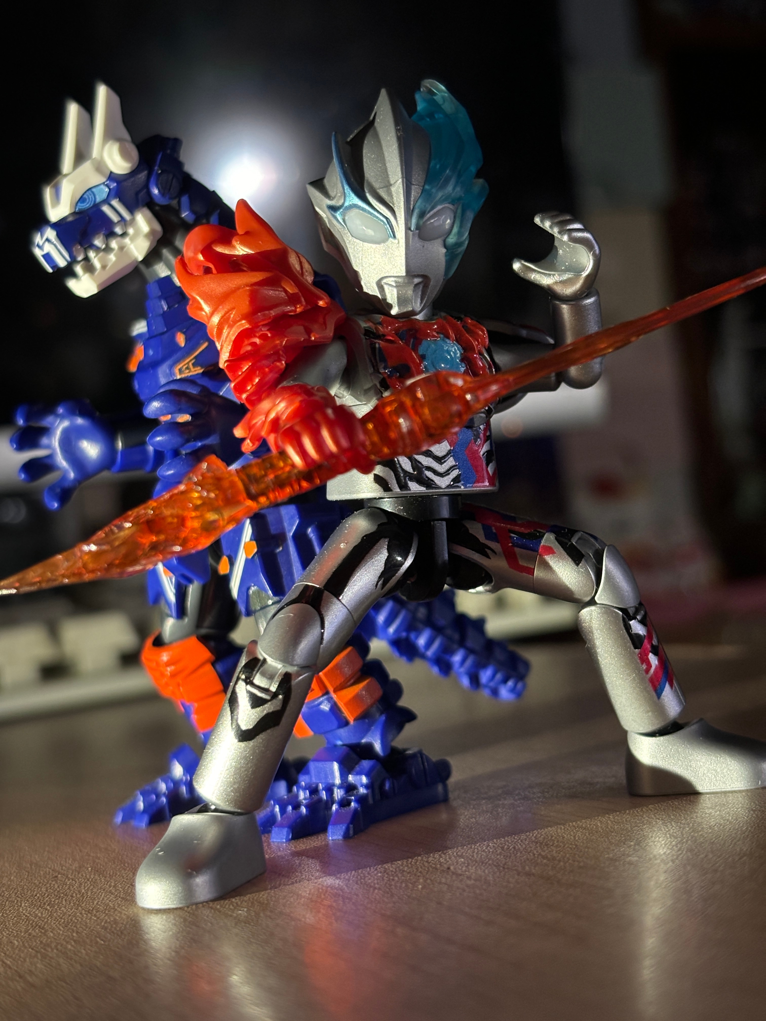 【#布鲁可奥特曼# 】奥特名鉴群星版第12弹转+关→下周三抽3人获得随机一盒我是