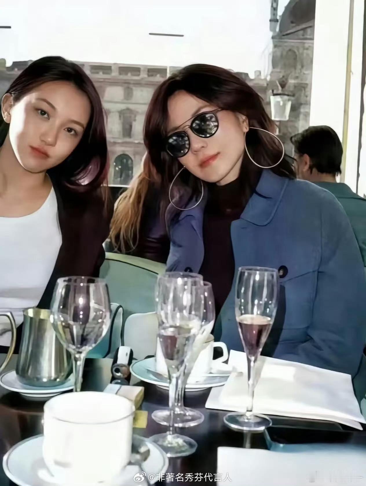 李亚鹏说嫣儿像王菲不像自己女儿像妈妈很正常吧 