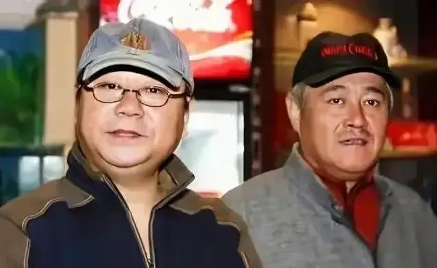 有一次，赵本山领着范伟商演，七场42万，分给范伟7000，高秀敏看不下去了：“哥