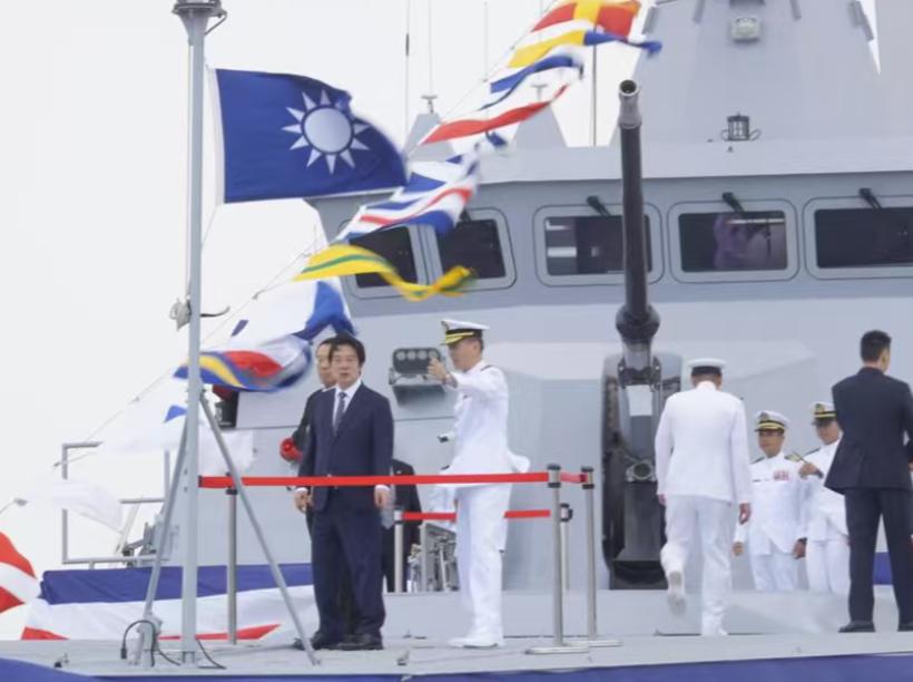 紧跟美国，台湾不装了！
 
根据台媒的最新报道（8月14日），8月20日要敲定 
