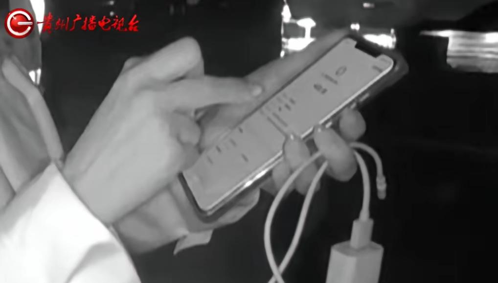 “太缺德了！”重庆，一女子花860块约了辆回珠海的顺风车，路上司机忽悠女子跳过平