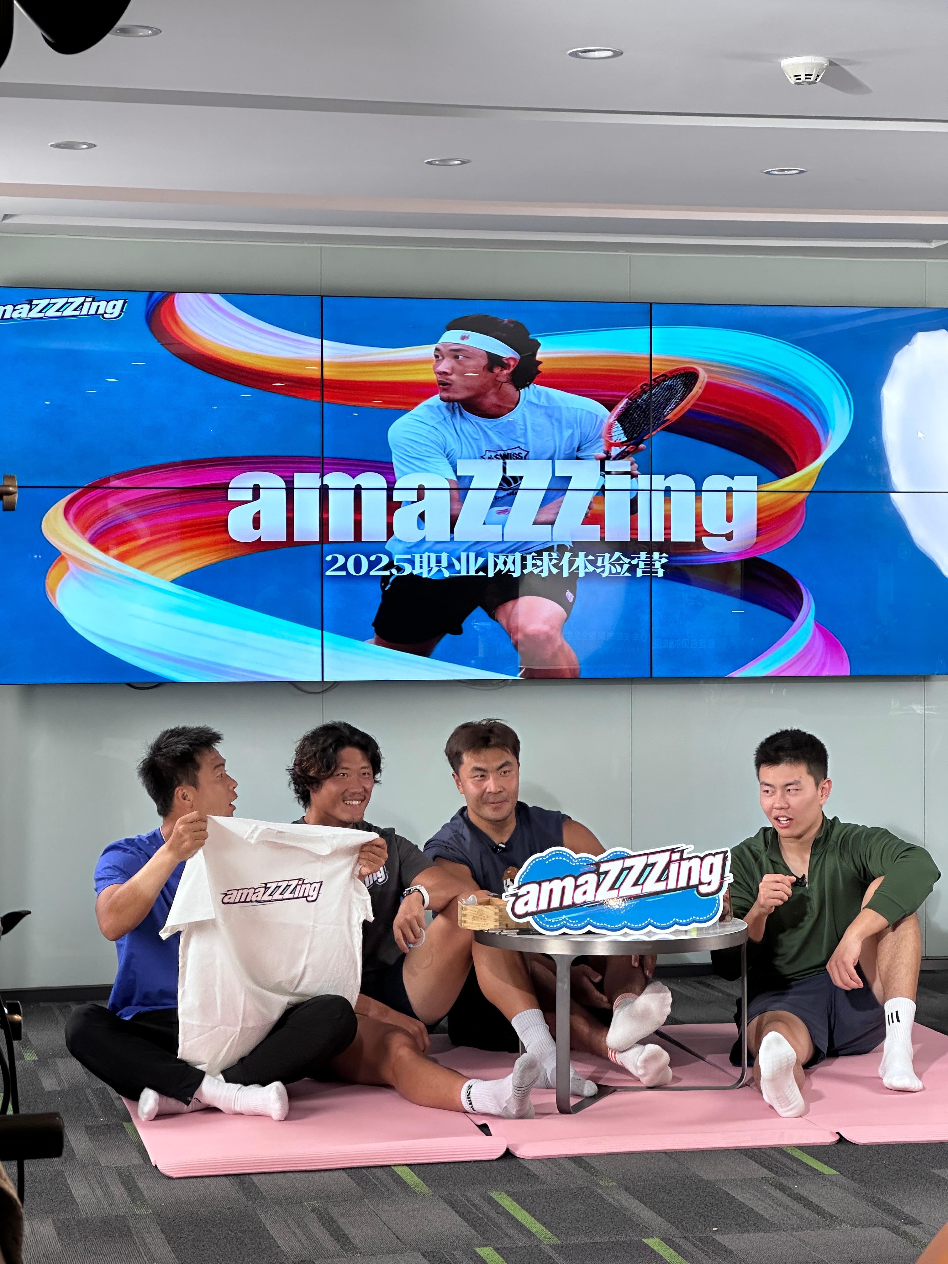 现场听了一场张之臻、孙发京和特日格乐的直播，赵灵熙主持。给大家摘录一下要点——1