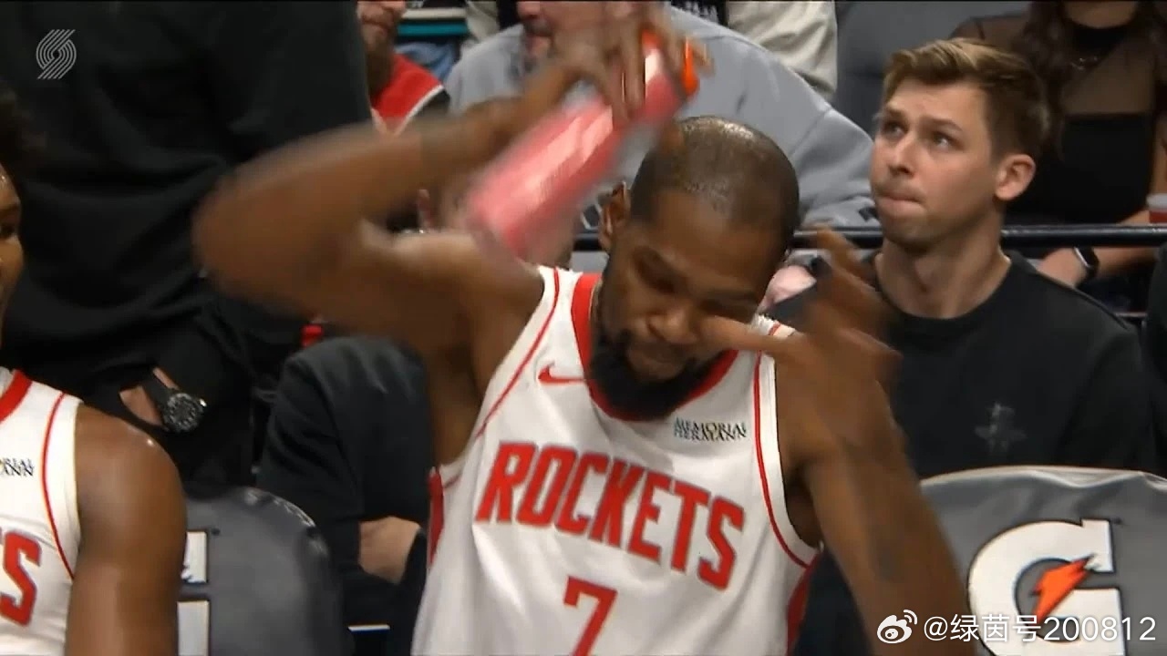 NBA常规赛🏀:火箭102比103负开拓者 