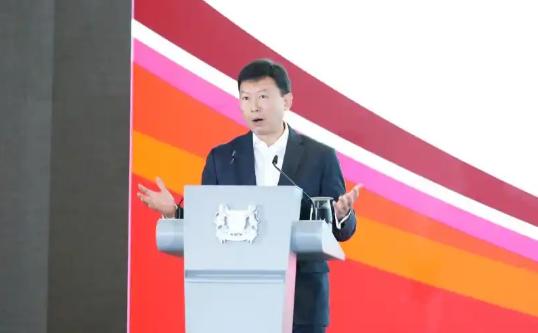 新加坡终于开口表态了。 

7月6日晚，新加坡《联合早报》刊发了第八届新中论坛的