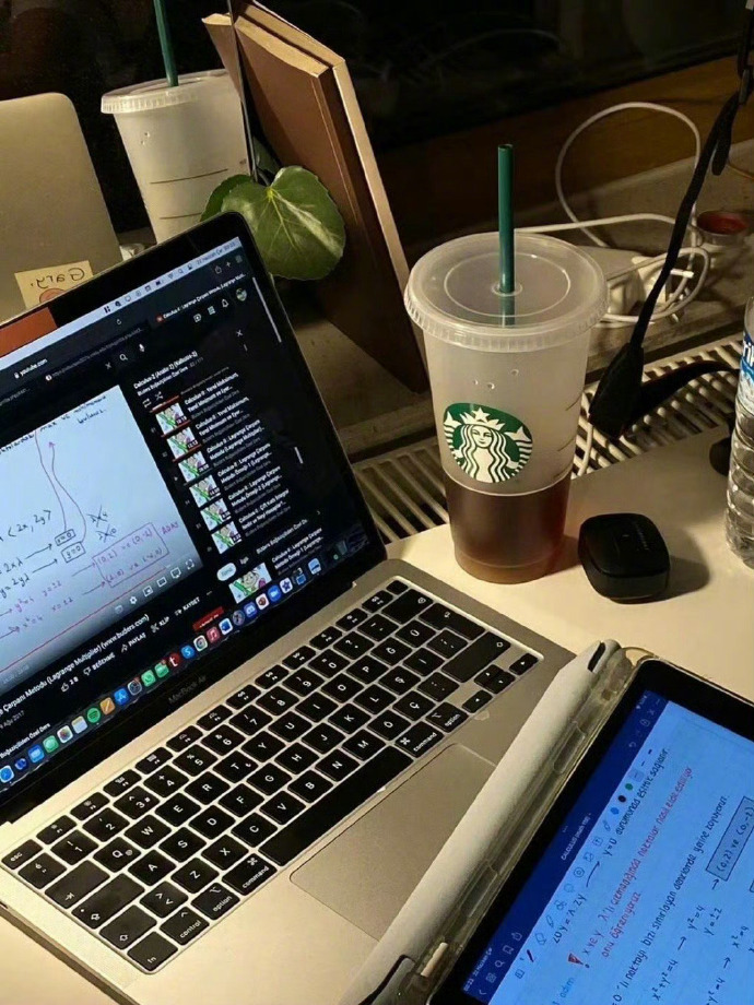 “赚钱 独立 别改天 别下次 别以后 就这次” 