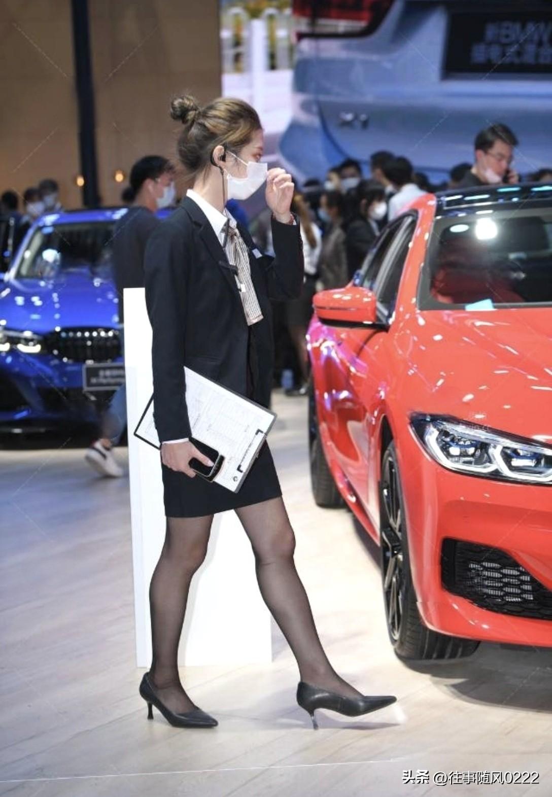 时尚车模带你领略汽车之美