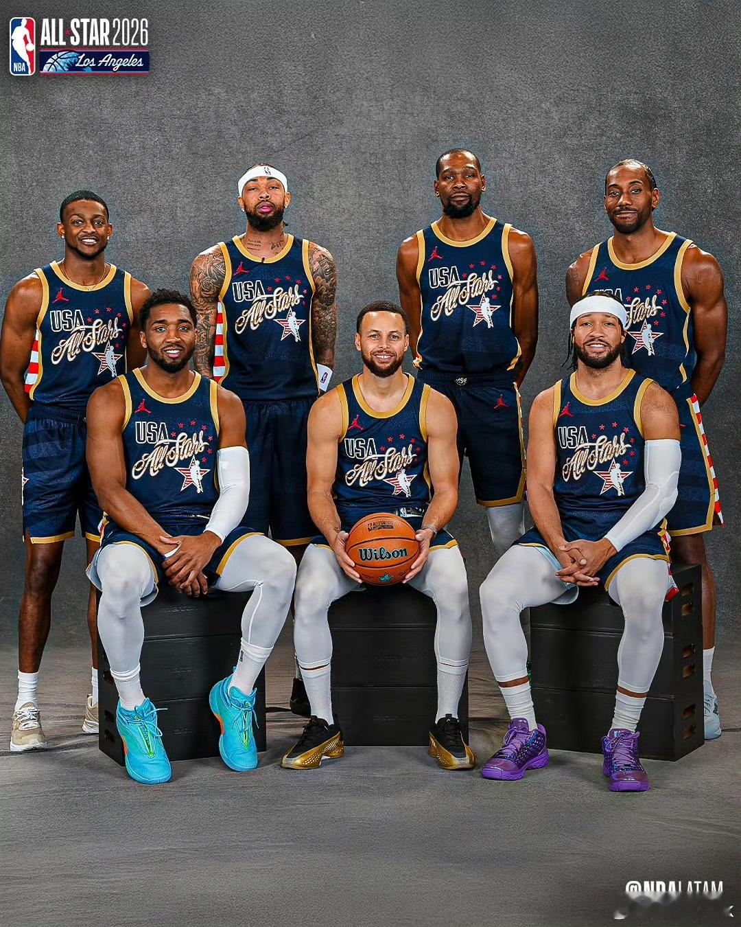 全明星定妆照鲍威尔紧身衣紧身裤都配齐了，看来真的在认真对待，期待第一次全明星之旅