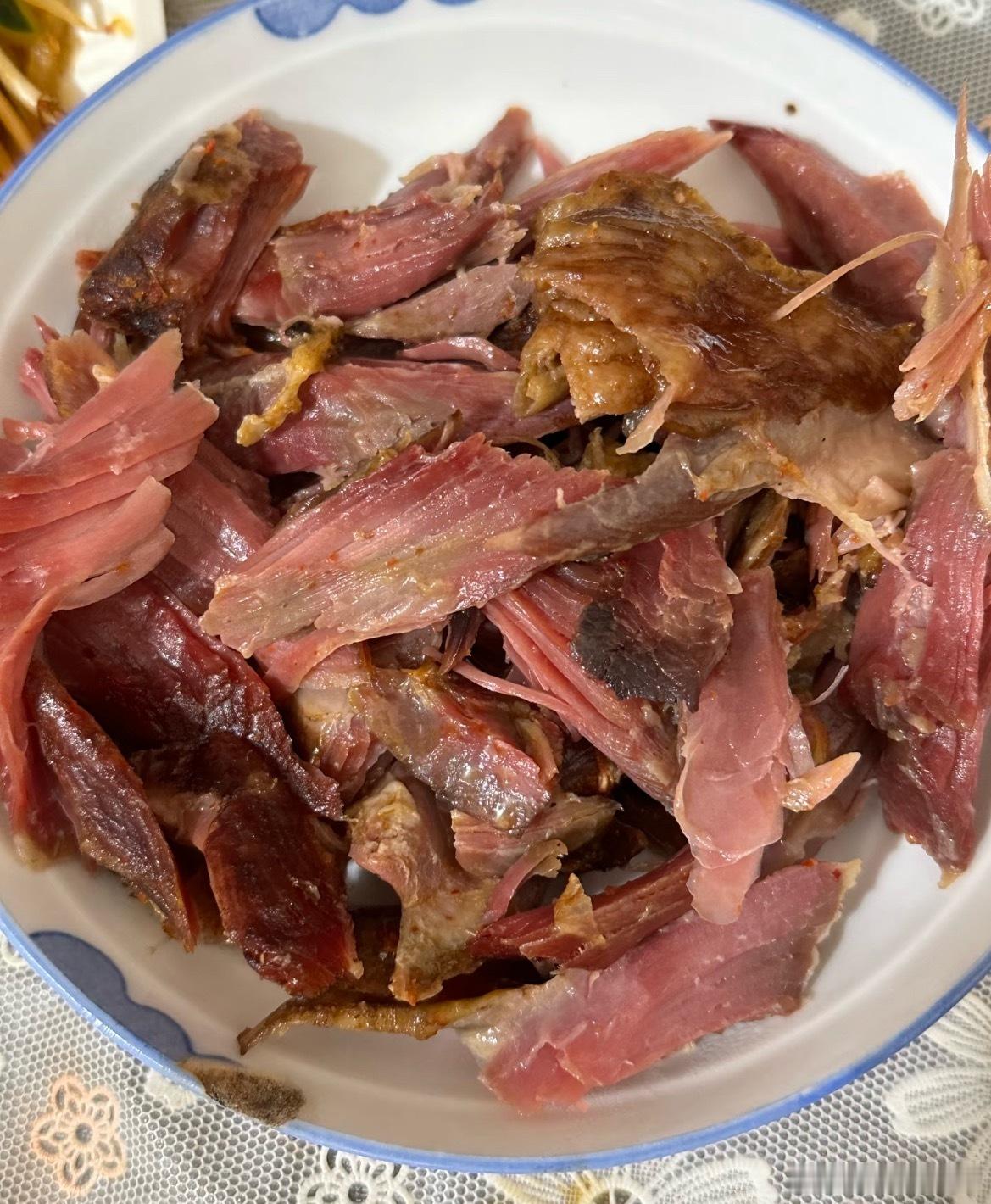 每个地方都有一道别人不理解的菜家人饭桌上最期待的一顿饭川渝地区过年都会吃的菜 ?