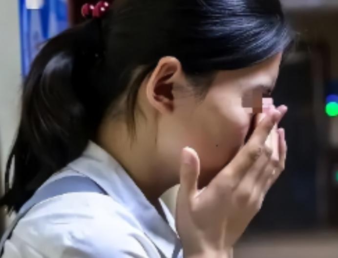 内蒙古，一女子哺乳期上门给客户按摩，为了多赚点奶粉钱，就打起了“歪主意”，给客户