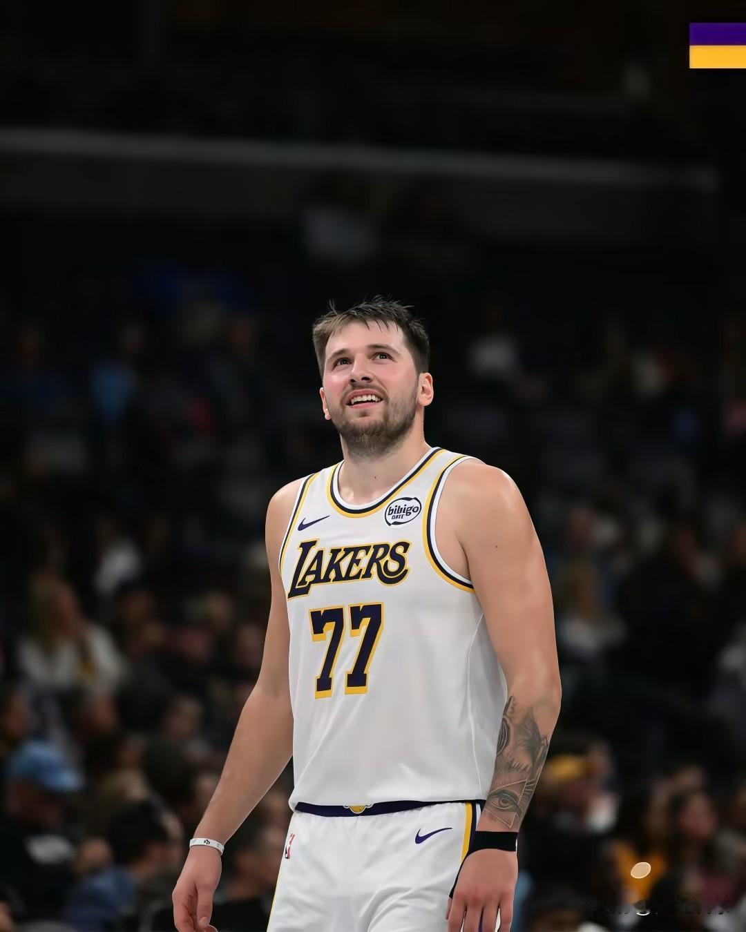 湖人“灭火”！湖人130：120战胜热火，看看球员数据，谁是赢球功臣？！

1、