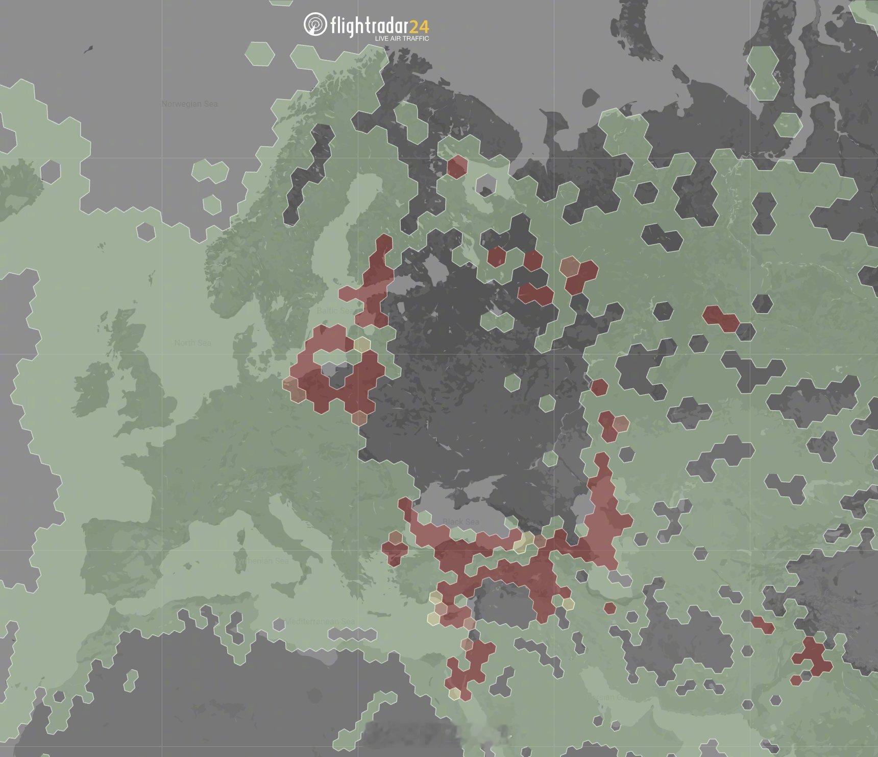 【无人机战争之下，航班追踪也不是很准[摊手]】受俄乌冲突大打无人机战的影响，圣彼