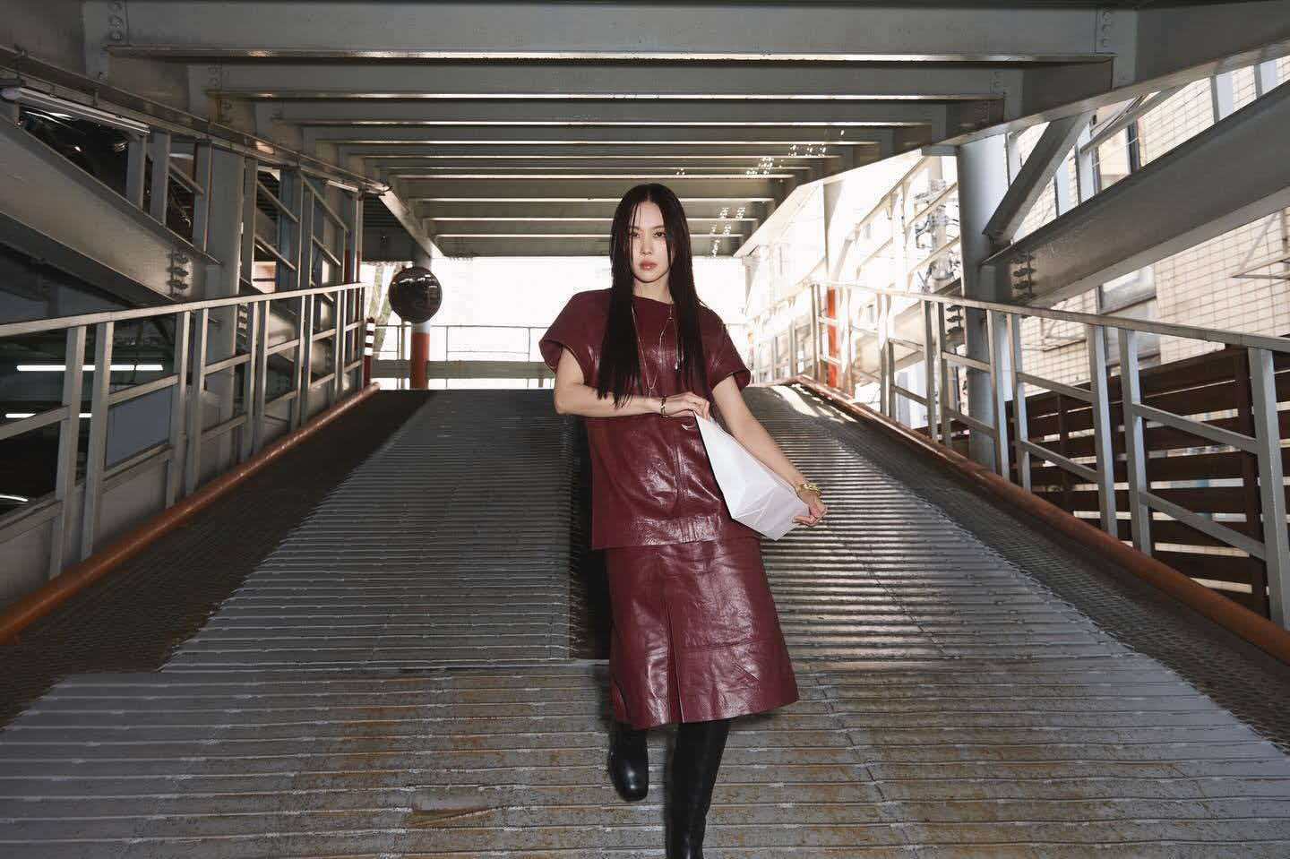 王霏霏看秀状态王霏霏看秀生图状态生图直出也超能打，王霏霏的时尚感真的藏不住 