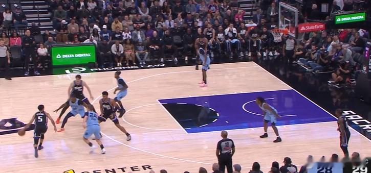 次轮秀新秀年交出10+7答卷！多镜头解析雷诺进攻表现1234567克里福德上线持