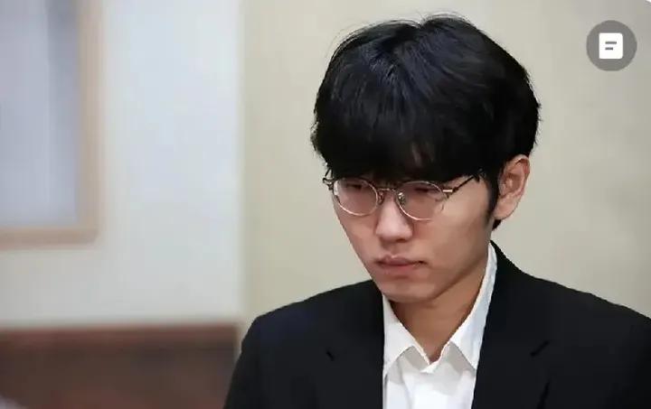 为小申打造的世界大赛

除非你打败他！



回顾当年为聂卫平打造的首届应氏杯与