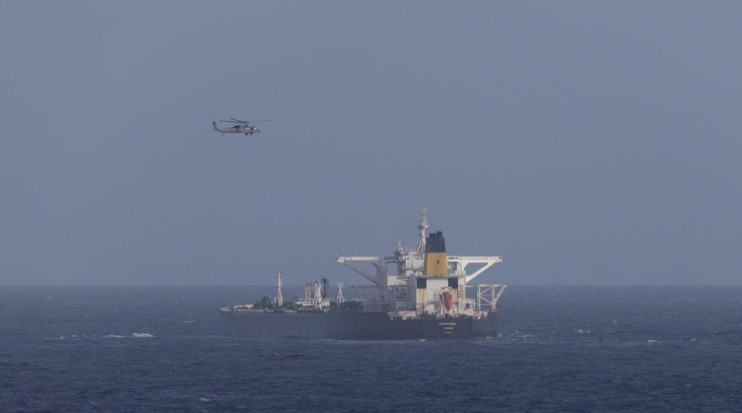 给伊朗点赞！伊朗在波斯湾扣下美国油轮！12 月 24 日伊朗革命卫队在波斯湾扣押