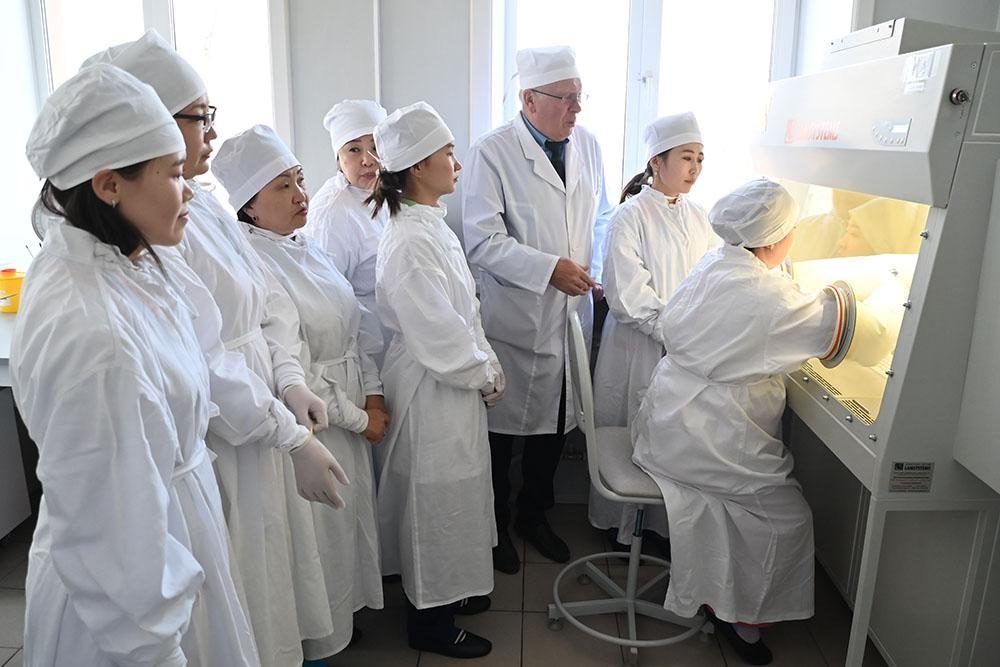 俄罗斯鼠疫事件：特朗普就生物武器议题发声。


美国总统特朗普称，目前，不准备将