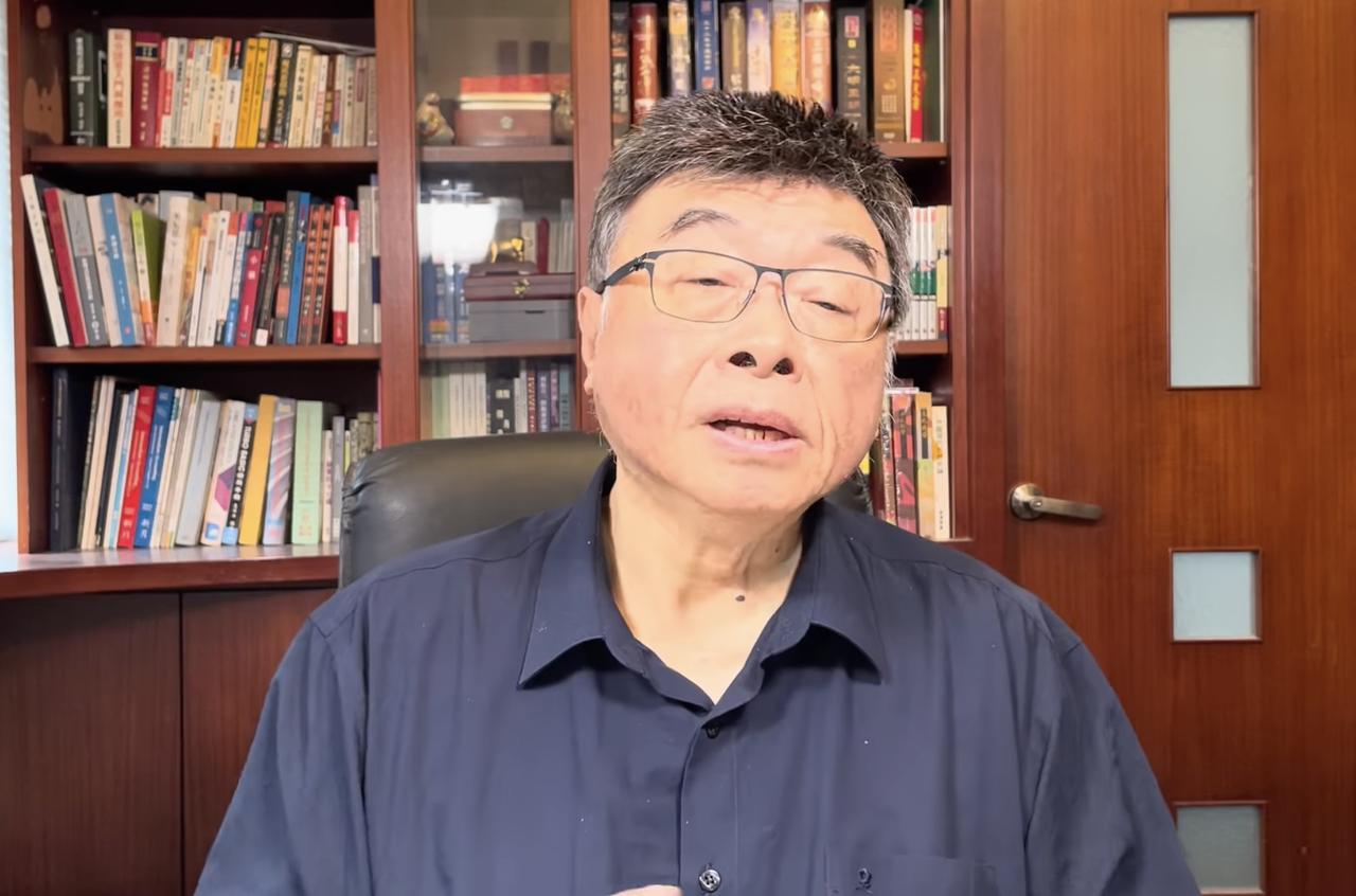 邱毅爆料秘辛：赖清德的性格，充满了自卑和幼稚。

昨天刷到一个视频，是三妹采访邱