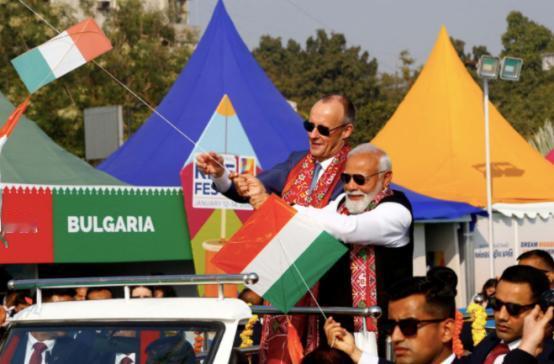 正在印度访问的德国总理默茨表示，他认为伊朗政府正处于“最后的日子和最后的几周”。