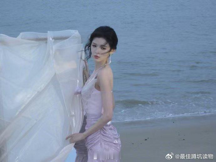 张予曦 海的女儿上岸了  果然对张予曦没有抵抗力是在正常不过的一件事儿，这次看到