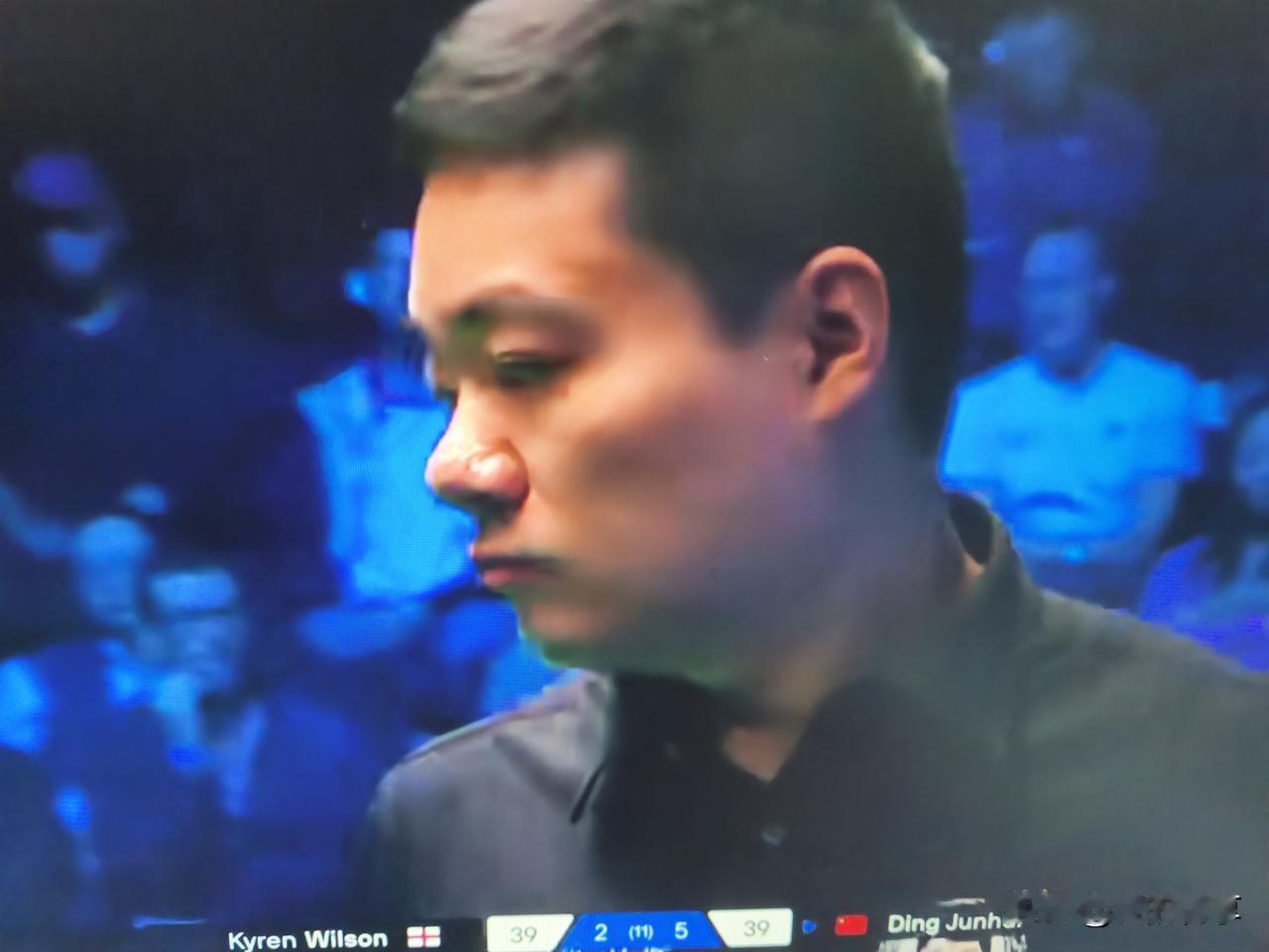 丁俊晖6：2凯伦威尔逊，晋级半决赛。
斯诺克英格兰公开赛，四强争夺战。对阵双方为