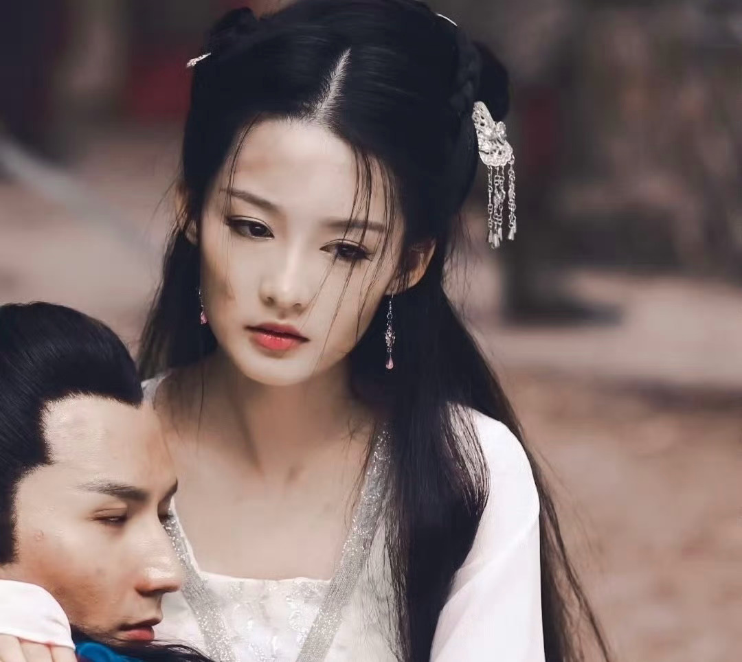 后知后觉get到李沁的演技魅力！《楚乔传》元淳黑化名场面，一句掷地有声的“给我杀