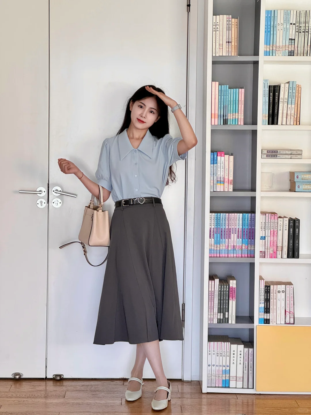 夏天 温柔金秘书穿搭🩵 | 97年大专老师OOTD